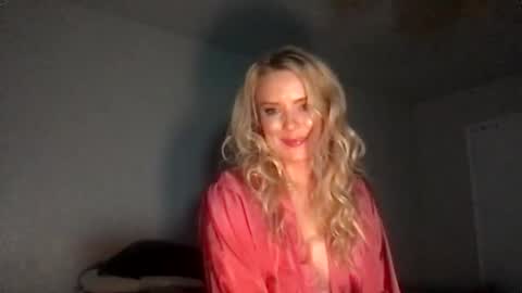 Snapshot of camilleclairexo chatting on 04/13/26, 07:36 camilleclairexo online show from 04/13/26, 07:36