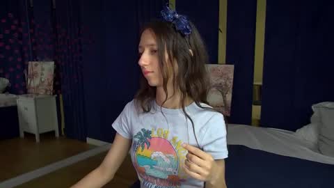 camillewhite online show from 03/27/26, 08:37