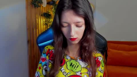 camillewhite online show from 04/08/26, 04:23