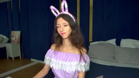 camillewhite online show from 04/10/26, 04:17