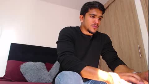 camilo_contre21 online show from 09/24/25, 07:50