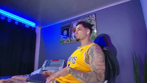 CAMILO  online show from 10/05/25, 01:42