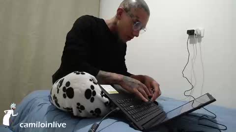 camiloinlive online show from 03/12/25, 12:42