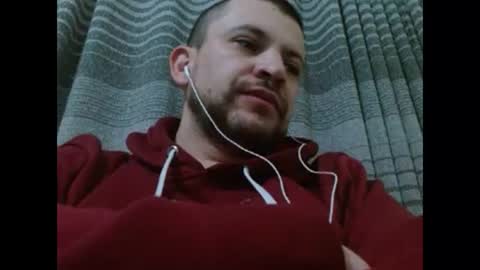 Snapshot of camiloking17 chatting on 12/02/24, 03:15 camilo online show from 12/02/24, 03:15