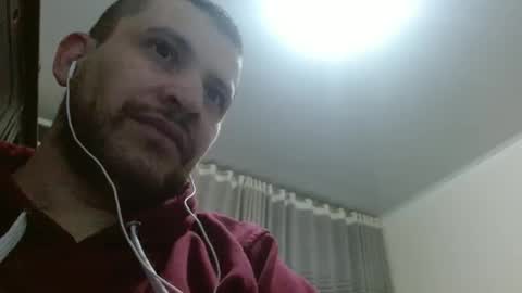 Snapshot of camiloking17 chatting on 01/18/25, 07:17 camilo online show from 01/18/25, 07:17