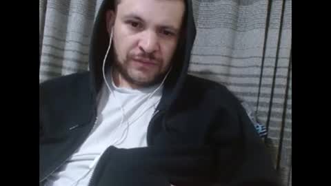 Snapshot of camiloking17 chatting on 01/27/25, 05:36 camilo online show from 01/27/25, 05:36