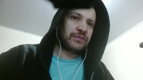 Snapshot of camiloking17 chatting on 02/10/25, 10:31 camilo online show from 02/10/25, 10:31