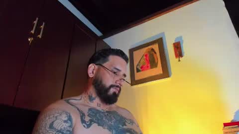 Snapshot of camilomayer chatting on 06/17/26, 02:40 Camilo online show from 06/17/26, 02:40