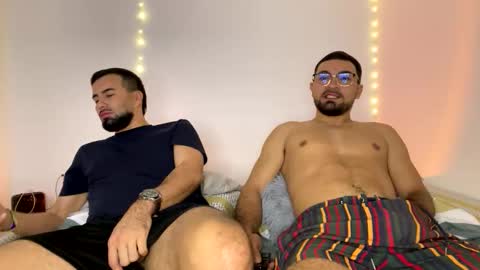 camilor_30 online show from 12/17/25, 10:32