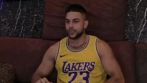 Snapshot of camilowatson chatting on 05/20/26, 01:34 Camilo Watson online show from 05/20/26, 01:34