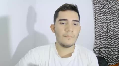 Snapshot of camilowhite_ chatting on 10/20/25, 07:03 Camilowhite online show from 10/20/25, 07:03