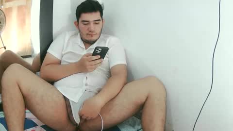 Snapshot of camilowhite_ chatting on 03/14/26, 03:01 Camilowhite online show from 03/14/26, 03:01