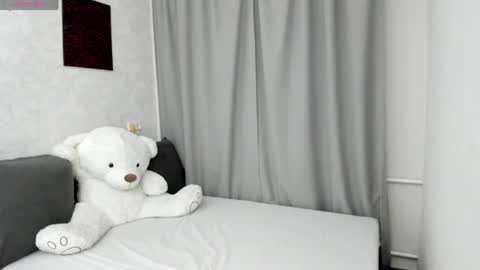Snapshot of camladylux chatting on 03/24/26, 11:21 camladylux online show from 03/24/26, 11:21