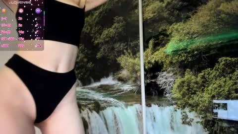 Snapshot of camladylux chatting on 04/08/26, 10:43 camladylux online show from 04/08/26, 10:43
