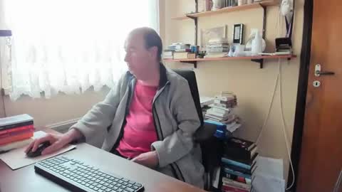 Snapshot of cammee chatting on 01/21/25, 12:39 Cammee online show from 01/21/25, 12:39