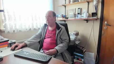 Snapshot of cammee chatting on 02/01/25, 12:37 Cammee online show from 02/01/25, 12:37