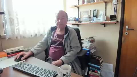 Snapshot of cammee chatting on 02/25/25, 09:09 Cammee online show from 02/25/25, 09:09