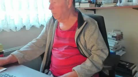 Snapshot of cammee chatting on 02/27/25, 07:44 Cammee online show from 02/27/25, 07:44