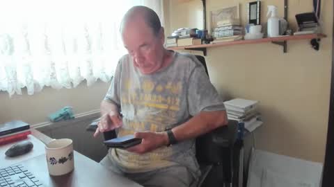 Snapshot of cammee chatting on 09/17/25, 07:10 Cammee online show from 09/17/25, 07:10