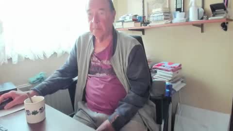 Snapshot of cammee chatting on 10/06/25, 10:45 Cammee online show from 10/06/25, 10:45