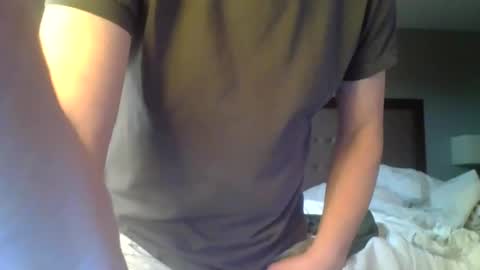 Snapshot of cammyman6900 chatting on 01/08/25, 11:30 cammyman6900 online show from 01/08/25, 11:30