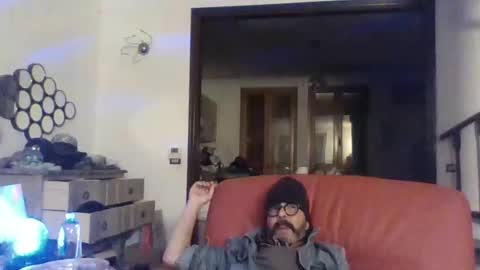 Cristian online show from 10/13/25, 08:36