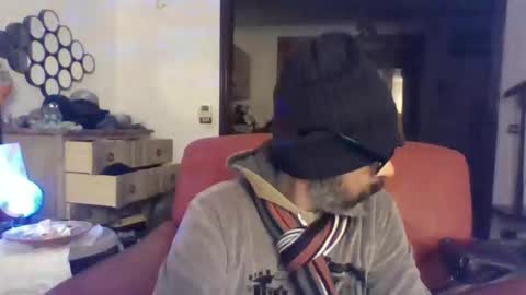 Cristian online show from 10/21/25, 12:50