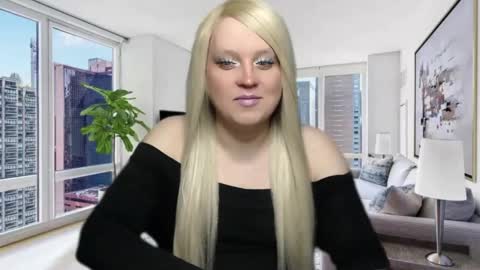 Miley online show from 03/01/25, 03:21