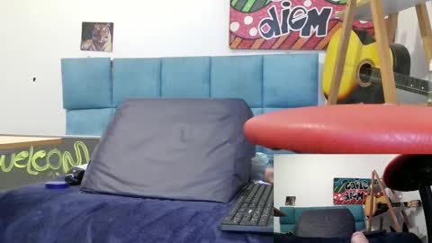 Snapshot of camturbery chatting on 02/18/25, 10:36 camturbery online show from 02/18/25, 10:36