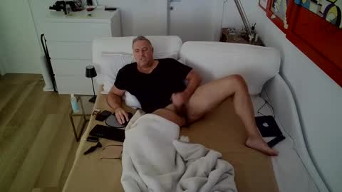 camunication online show from 02/20/25, 01:19