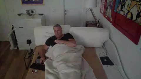 camunication online show from 02/21/25, 10:28