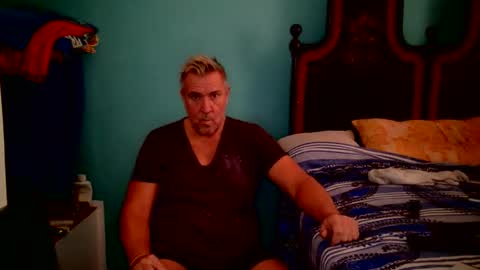 camunication online show from 10/17/25, 08:28