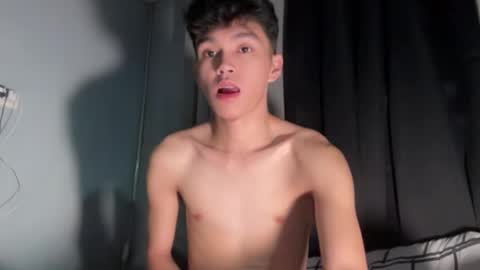 Ethan online show from 12/04/25, 02:59