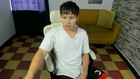 Snapshot of can_pasion chatting on 10/05/25, 12:03 can pasion Esteban online show from 10/05/25, 12:03