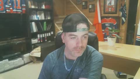 CanadianBacon6969 online show from 01/01/25, 10:00