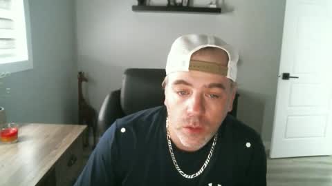 CanadianBacon6969 online show from 05/17/26, 05:31
