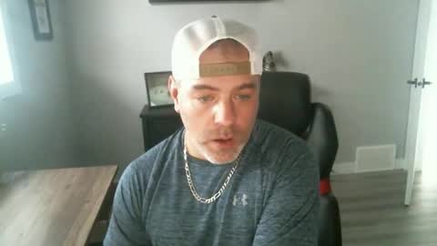 CanadianBacon6969 online show from 05/25/26, 06:03