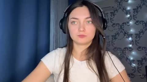 Kate online show from 12/05/25, 01:20