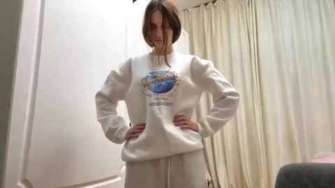 Anna  online show from 01/13/26, 10:42