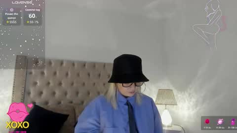 Candie  online show from 02/05/26, 11:48