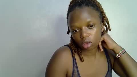 candiemaya online show from 04/21/26, 09:59