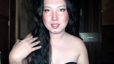 Snapshot of candiiice18 chatting on 03/17/26, 06:44 candiiice18 online show from 03/17/26, 06:44