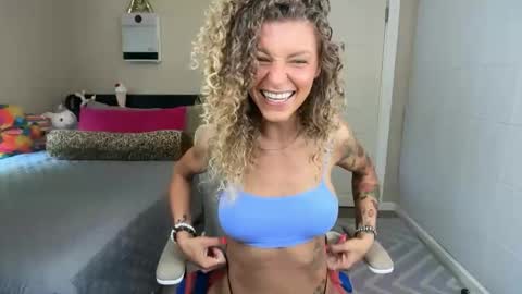 Candi may online show from 05/19/26, 02:34