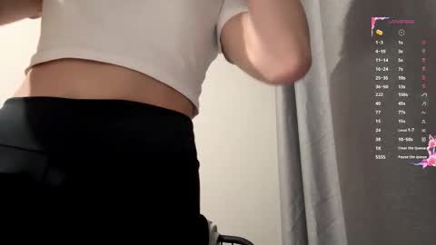 Snapshot of candisbartolone chatting on 11/29/25, 11:35 Isabella online show from 11/29/25, 11:35