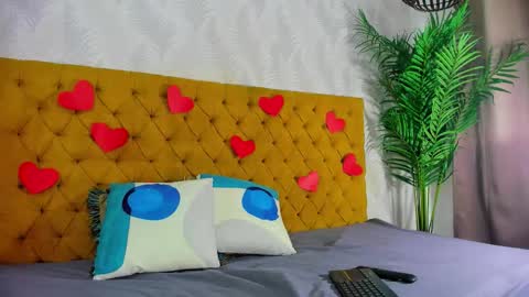 candise online show from 09/20/25, 04:46