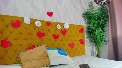 candise online show from 09/23/25, 04:37