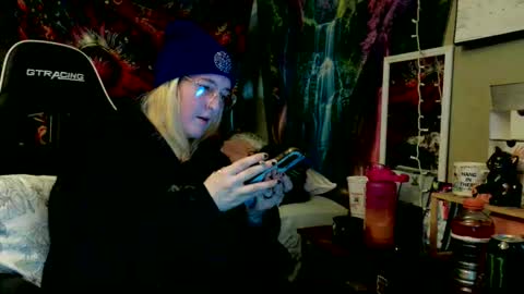 Snapshot of candismiths chatting on 06/11/26, 12:32 Candi online show from 06/11/26, 12:32