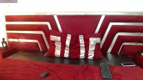 candy_bony online show from 12/13/24, 12:39