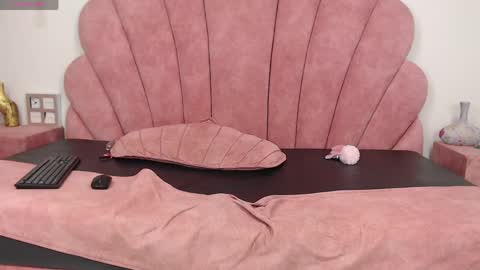 Snapshot of candy_bony chatting on 04/03/26, 07:06 candy_bony online show from 04/03/26, 07:06