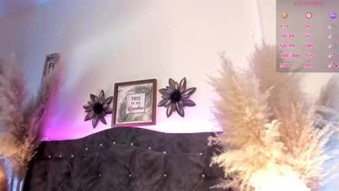 Snapshot of candy_canne__ chatting on 03/11/25, 06:08 CamilaInstagram candy canne  Pvt open online show from 03/11/25, 06:08